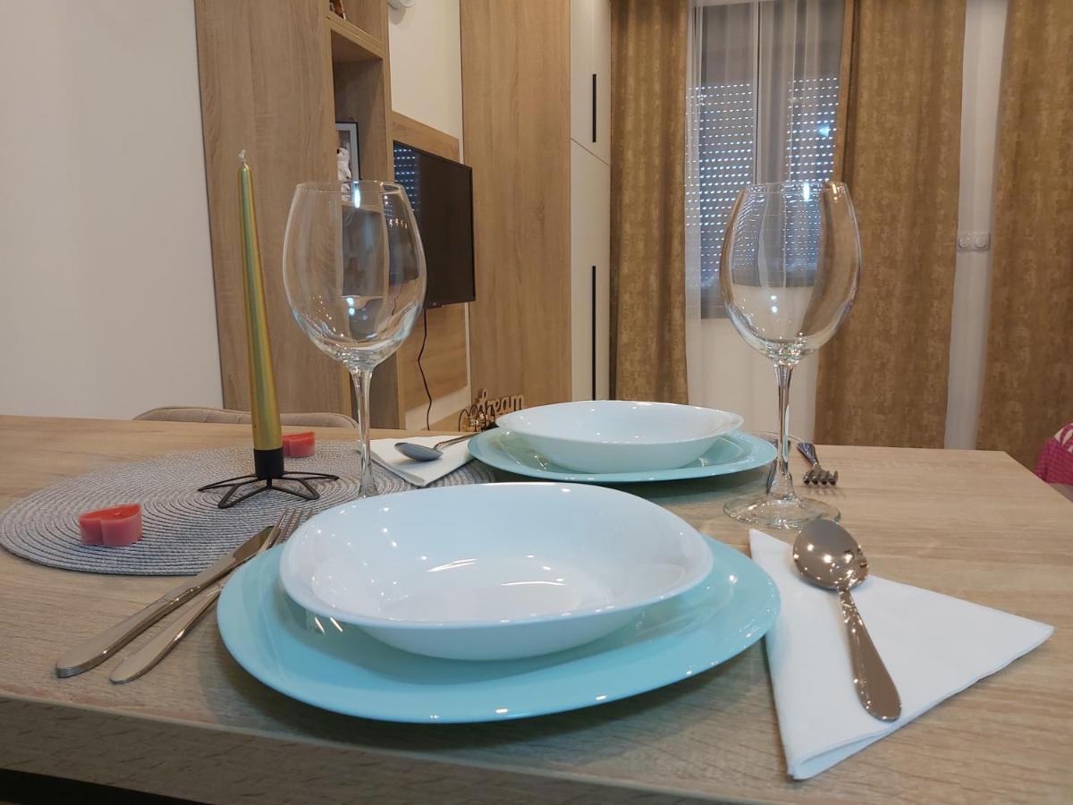 Apartman Cristal Lux Trebinje Exteriör bild